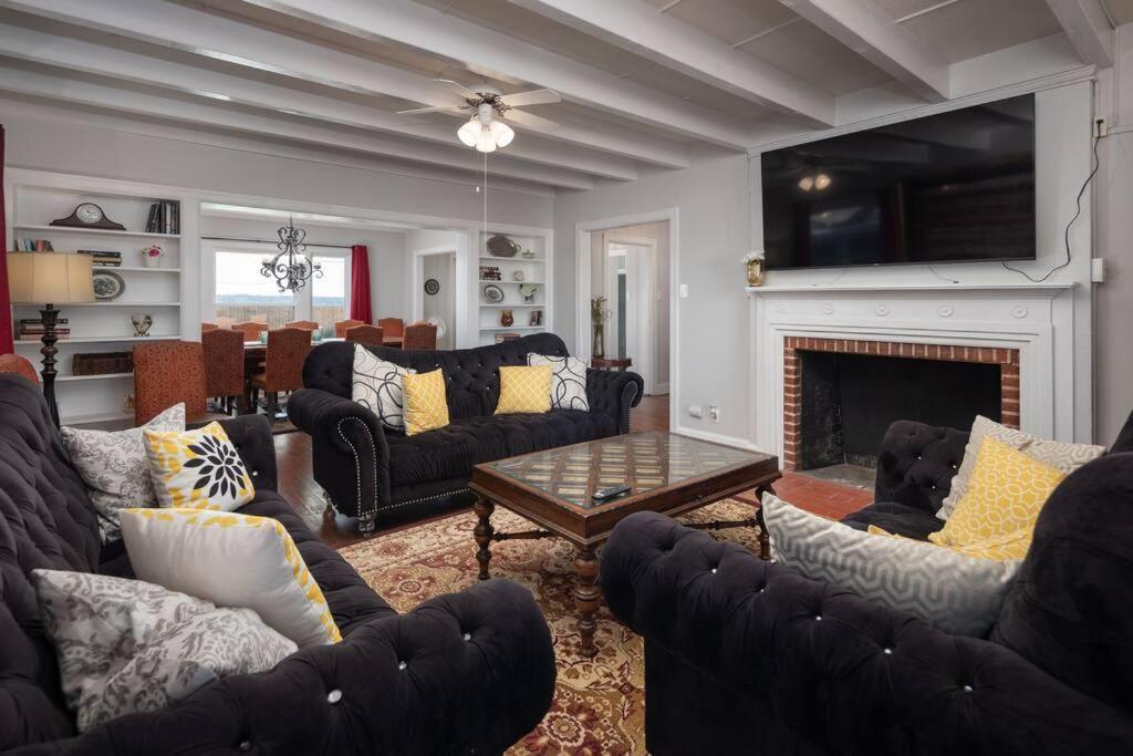 Summer Deal! Grand Performance Home In Downtown Fort Worth Stockyard, Globe Life, At&T Εξωτερικό φωτογραφία