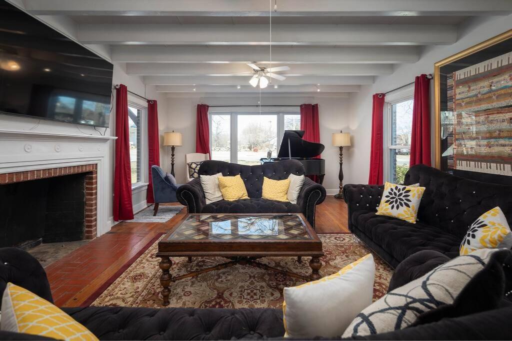Summer Deal! Grand Performance Home In Downtown Fort Worth Stockyard, Globe Life, At&T Εξωτερικό φωτογραφία